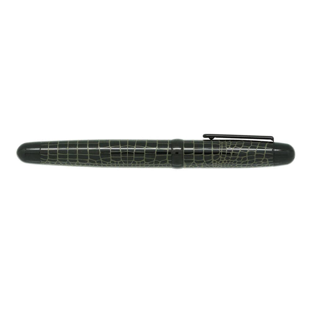 Crocodile Pen