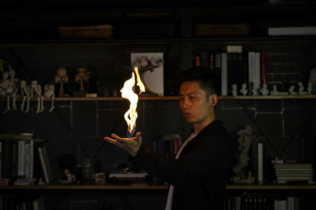 【AI翻訳日本語字幕サービス付き】PYROMANIA
