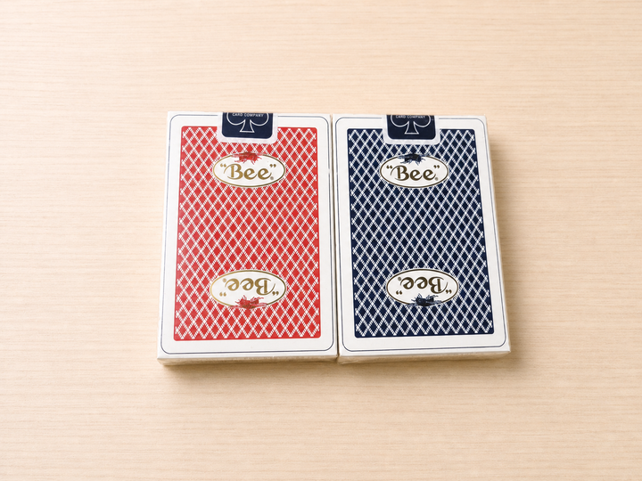 Bee Premium Casino White Bordered 2-Deck Gift Set