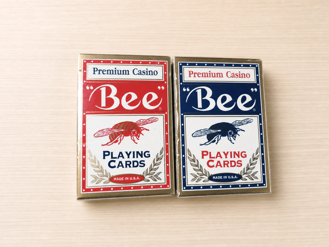 Bee Premium Casino White Bordered 2-Deck Gift Set