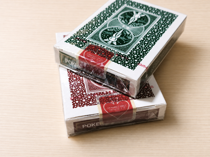 Bicycle「Holiday Playing Cards」110周年記念・コレクティブル缶入り2デックセット