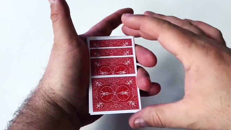 【薄すぎるデック！？】シネスト・デック（THE THINNEST DECK by Mickael Chatelain）～薄くて小さなトランプを使った風変わりなカード当て！～