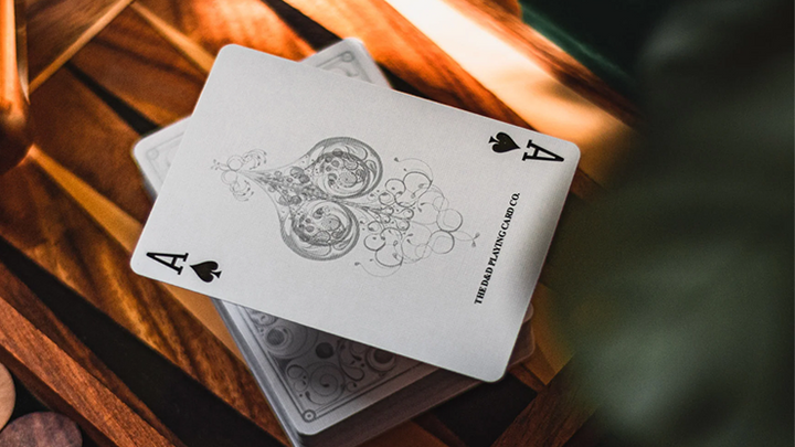 Smoke &amp; Mirrors V8, Silver (Deluxe)