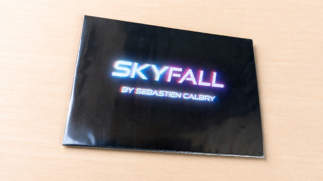 スカイフォール（SKY FALL by Sebastien Calbry）～四つ折りカードが一瞬で！～