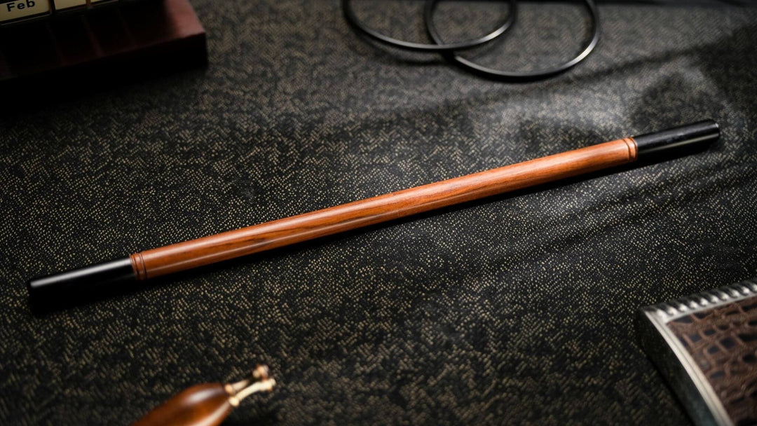 Folding Wand by TCC Presents (フォールディングウォンド)