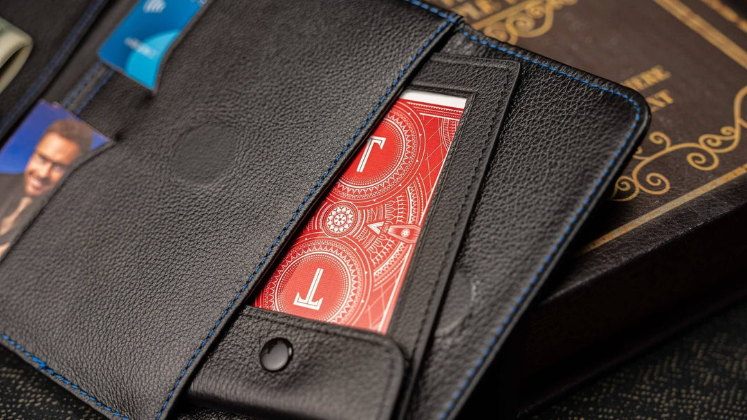 【AI翻訳日本語字幕サービス付き】Premium Executive Wallet by David Penn &amp; TCC Magic