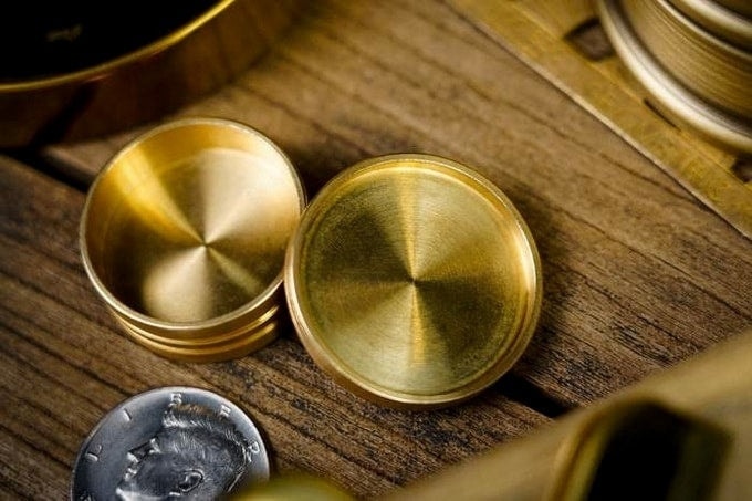 【AI翻訳日本語字幕サービス付き】Magnetic Coin Box Set by Artisan Coin
