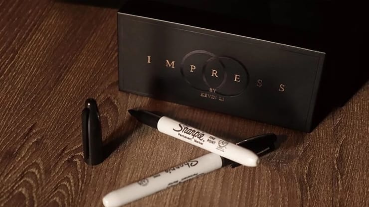 インプレス（IMPRESS by Kevin Li &amp;amp; Hanson Chien）～念力で肌につけた跡が変形！？～