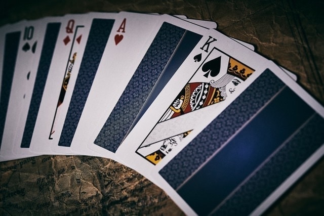 Straight Playing Cards Standard Edition