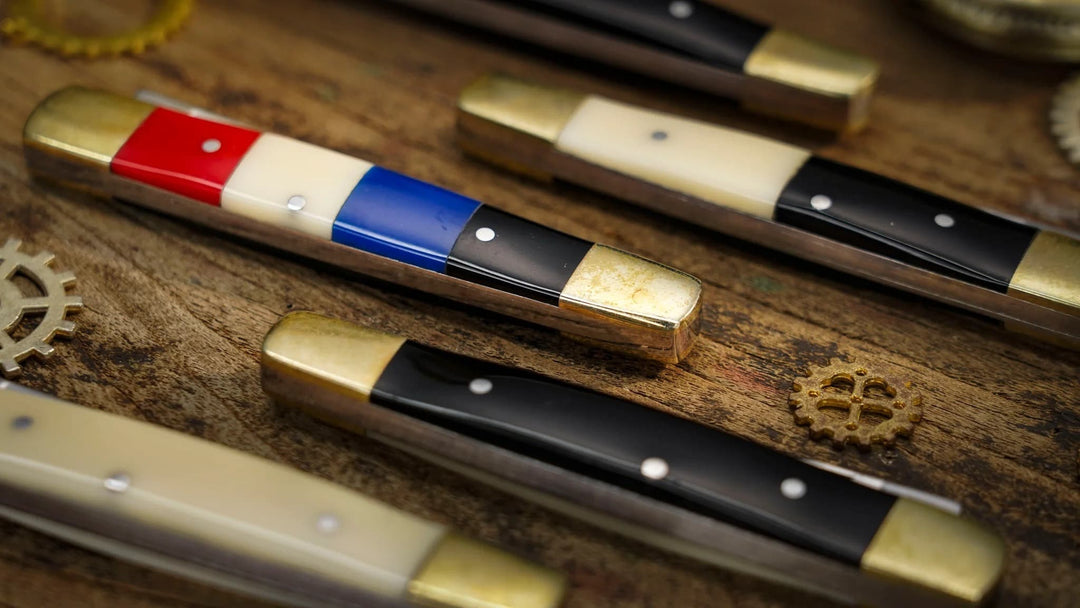 【AI翻訳日本語字幕サービス付き】Chroma Color-Changing Knives Set (Large Size) by TCC Magic