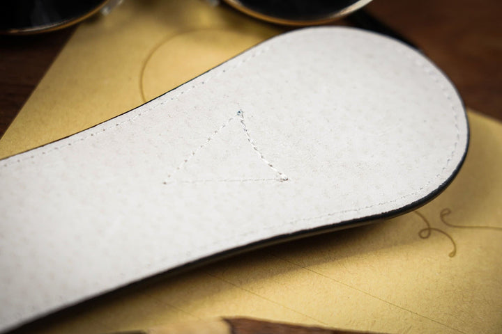 【5セット限定 50%OFF】Leather Book Weight