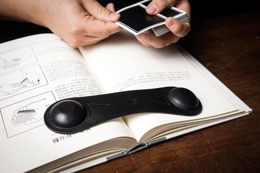 【5セット限定 50%OFF】Leather Book Weight